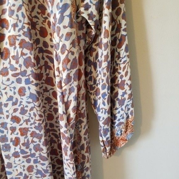 Natalie Martin x GOOP Fiore Silk Vintage Flowers Midi Dress worn by Rihanna - Picture 10 of 16